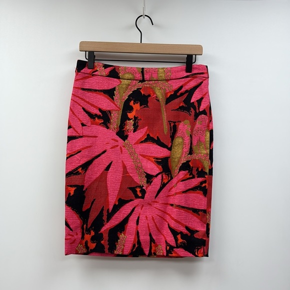 NWT J. Crew Tropical Floral Textured Knit Pencil Skirt Boho Pink 4P - Picture 2 of 9
